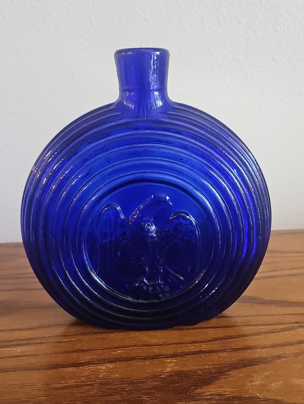 Vintage Wheaton Cobalt Blue Decanter with Embossed Eagle Tote 8